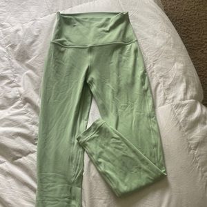 Super comfortable lululemon align leggings!